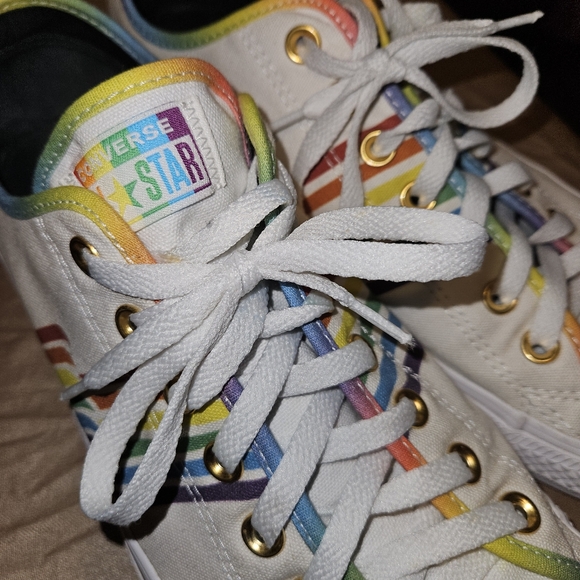 Converse Chuck Taylor All Star Pride Rainbow Shoes Size 11.5 men 13.5 women - Picture 3 of 9
